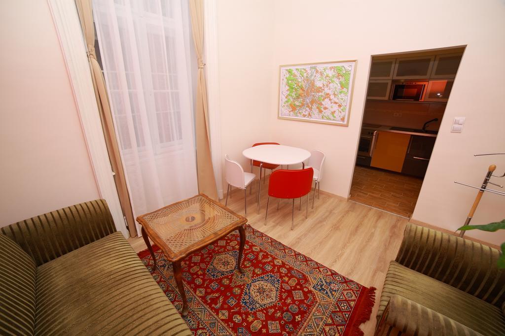 Апартаменти Flat On Andrassy Avenue Будапешт Екстер'єр фото